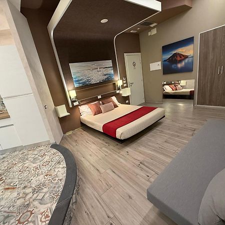 Th Luxury Rooms & Apartment Giardini Naxos Exteriör bild