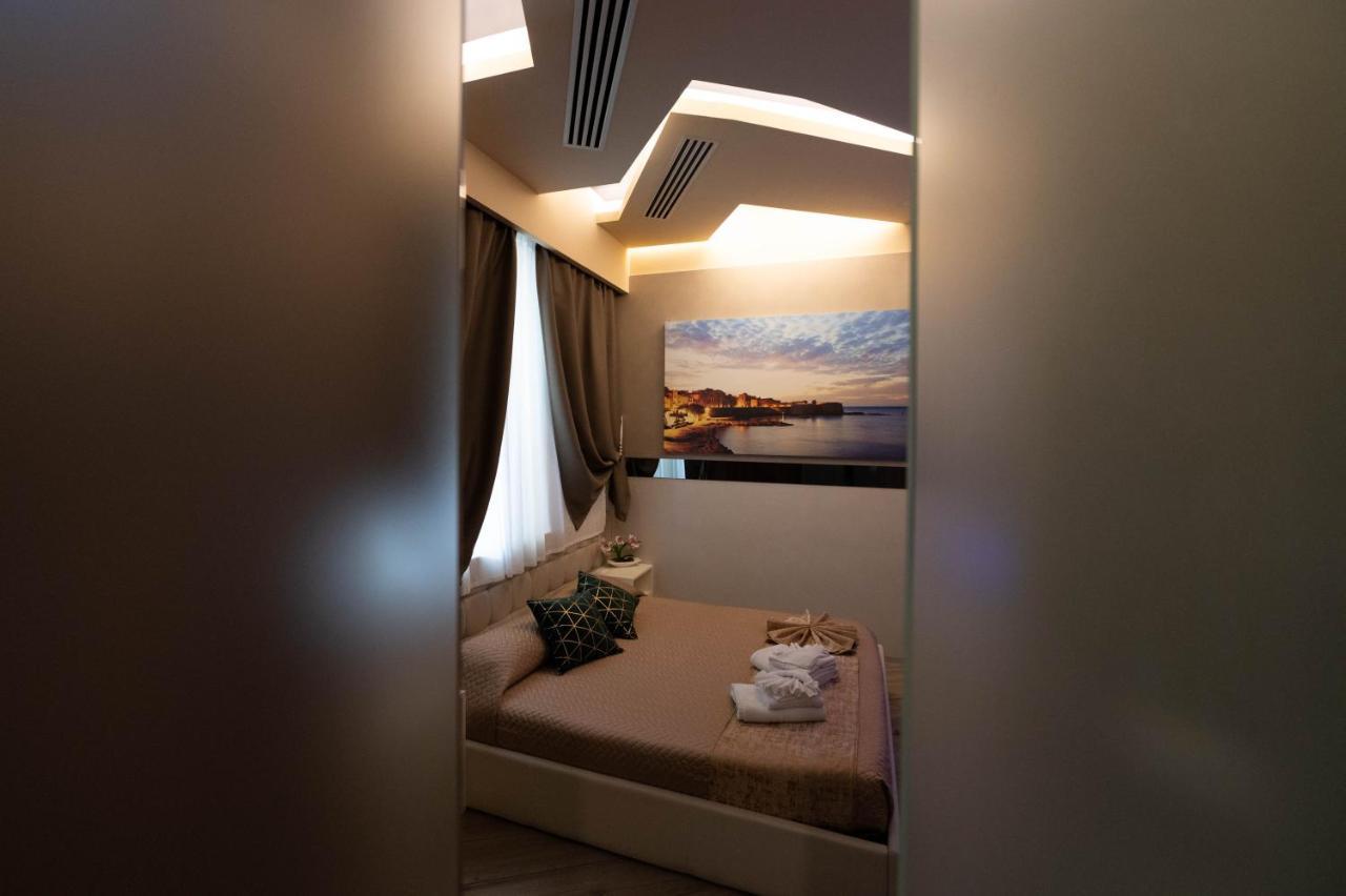 Th Luxury Rooms & Apartment Giardini Naxos Exteriör bild